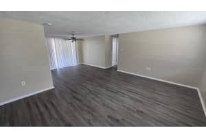 MLS# MFRTB8427254, Holiday, Florida 34690