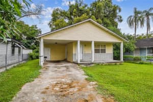8205 N Semmes St, TAMPA 8205 N Semmes St, TAMPA
