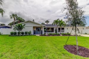 819 JACARANDA DR, LARGO, FL 33770 - MLS#MFRTB8427285