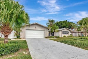 1113 45TH AVENUE, ST PETERSBURG, FL 33703 - MLS#MFRTB8427296