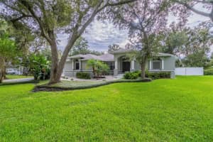 6745 FORESTWOOD DR W, LAKELAND, FL 33811 - MLS#MFRTB8427307