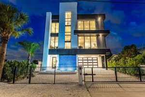 445 129th Ave E, MADEIRA BEACH