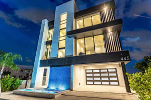 445 129TH AVENUE, MADEIRA BEACH, FL 33708 - MLS#MFRTB8427384