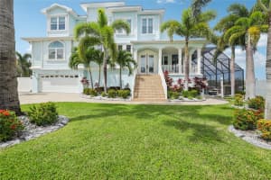 829 BLUE HERON BOULEVARD, RUSKIN, FL 33570 Sold 10/27/25