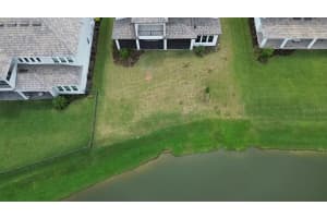 34109 TRIBUTARY COURT, WESLEY CHAPEL, FL 33543 - MLS#MFRTB8427418