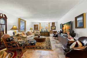 1065 EDEN ISLE BOULEVARD, ST PETERSBURG, FL 33704 - MLS#MFRTB8427505