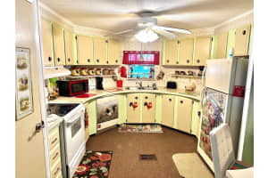 9790 66TH STREET, PINELLAS PARK, FL 33782 - MLS#MFRTB8427528