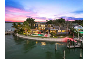 621 BELLE ISLE AVENUE, BELLEAIR BEACH, FL 33786 - MLS#MFRTB8427550