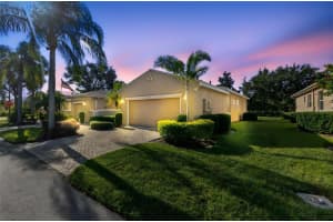 2404 KENSINGTON GREENS DRIVE, SUN CITY CENTER, FL 33573 - MLS#MFRTB8427609