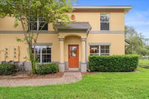 104 COQUINA BAY DRIVE, ST PETERSBURG, FL 33705 - MLS#MFRTB8427648