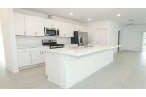2670 FERNLEAF STREET, AUBURNDALE, FL 33823 - MLS#MFRTB8427663