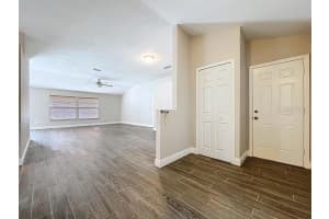 2049 DARLINGTON OAK DRIVE, SEFFNER, FL 33584 - MLS#MFRTB8427682