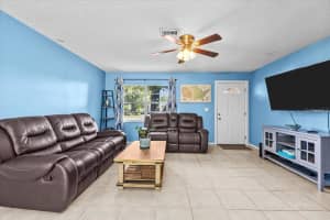 1574 HUNTINGTON LANE, CLEARWATER, FL 33755 Sold 11/19/25