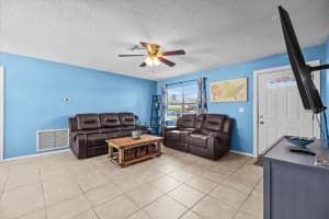 1574 HUNTINGTON LANE, CLEARWATER, FL 33755 Sold 11/19/25