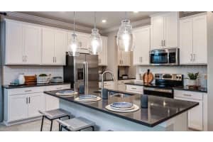 2265 CYPRESS CREEK STREET, AUBURNDALE, FL 33823 - MLS#MFRTB8427703