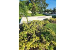 9033 MISSION OAKS BOULEVARD, SEMINOLE, FL 33776 - MLS#MFRTB8427708