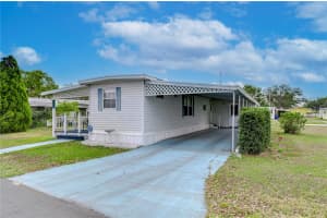 37350 Tropical Dr, ZEPHYRHILLS