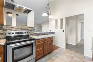 5015 BARRINGTON CIRCLE, SARASOTA, FL 34234 - MLS#MFRTB8427837