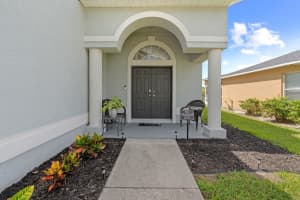 11834 LARK SONG LOOP, RIVERVIEW, FL 33579 - MLS#MFRTB8427936