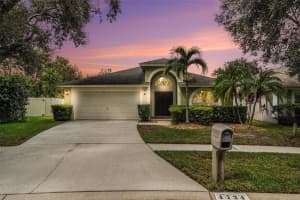 4724 PRESTON WOODS DR, VALRICO, FL 33596 - MLS#MFRTB8427945