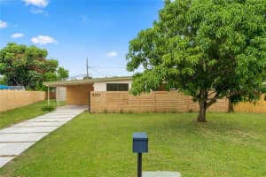 8597 93RD AVENUE, SEMINOLE, FL 33777 - MLS#MFRTB8427999