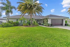 4748 Overlook Dr Ne, ST PETERSBURG