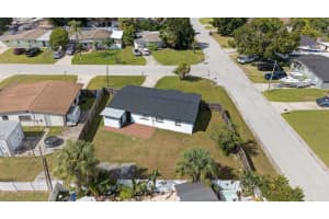 8002 FERNVIEW LANE, TAMPA, FL 33615 - MLS#MFRTB8428023