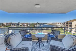 2795 KIPPS COLONY DRIVE, ST PETERSBURG, FL 33707 - MLS#MFRTB8428110