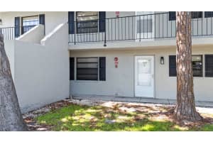 101 LAKE AVENUE, LARGO, FL 33771 - MLS#MFRTB8428125