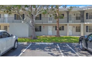 101 LAKE AVENUE, LARGO, FL 33771 - MLS#MFRTB8428125