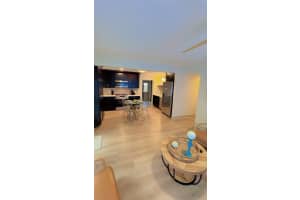 MLS# MFRTB8428130, St Petersburg, Florida 33707