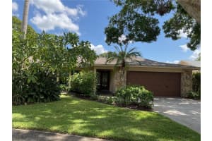 7595 PINE VALLEY LANE, SEMINOLE, FL 33776 - MLS#MFRTB8428135