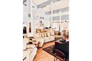 200 COUNTRY CLUB DRIVE, LARGO, FL 33771 - MLS#MFRTB8428136