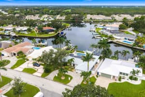 6482 TANGLEWOOD DRIVE, ST PETERSBURG, FL 33702 Sold 10/23/25