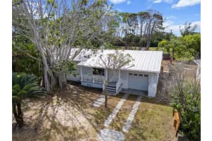302 80TH AVENUE, ST PETERSBURG, FL 33702 - MLS#MFRTB8428208