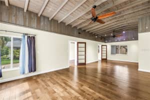 525 VILLAGRANDE AVENUE, ST PETERSBURG, FL 33707 - MLS#MFRTB8428239