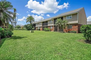 200 COUNTRY CLUB DRIVE, LARGO, FL 33771 - MLS#MFRTB8428311