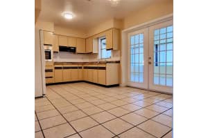 7809 LAKESIDE BOULEVARD, TAMPA, FL 33614 - MLS#MFRTB8428313