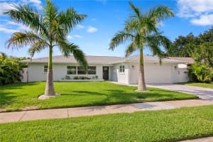 540 DOLPHIN AVENUE, ST PETERSBURG, FL 33705 - MLS#MFRTB8428347