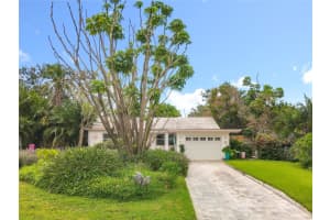 37 DOLPHIN DRIVE, ST PETERSBURG, FL 33706 - MLS#MFRTB8428424