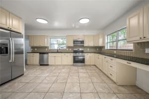 807 VIRGINIA AVENUE, TAMPA, FL 33603 - MLS#MFRTB8428554