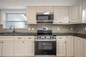 807 VIRGINIA AVENUE, TAMPA, FL 33603 - MLS#MFRTB8428554