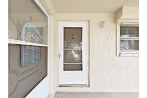 10038 62ND TERRACE, ST PETERSBURG, FL 33708 - MLS#MFRTB8428604