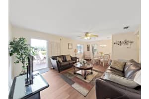 10038 62ND TERRACE, ST PETERSBURG, FL 33708 - MLS#MFRTB8428604