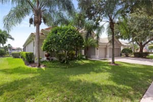 10209 WATERSIDE OAKS DRIVE, TAMPA, FL 33647 - MLS#MFRTB8428614