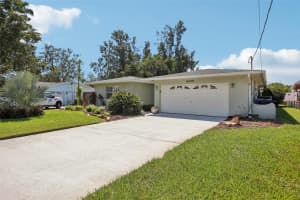 8540 RIVERSIDE, ST PETERSBURG, FL 33702 Sold 11/21/25