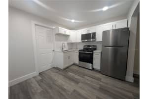 5437 Essex Ave S #1 Gulfport, FL 33707 - Off Market