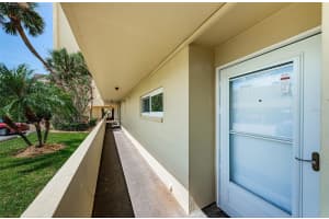 4725 COVE CIRCLE, ST PETERSBURG, FL 33708 - MLS#MFRTB8428760