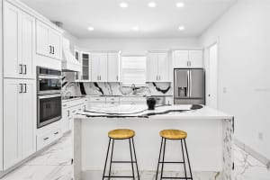 216 GLEN ARVEN AVENUE, TEMPLE TERRACE, FL 33617 - MLS#MFRTB8428768
