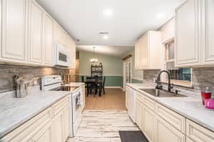 39532 PRETTY POND ROAD, ZEPHYRHILLS, FL 33540 - MLS#MFRTB8428789